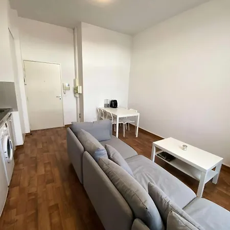 Apartment Anna - 007 - Au 1er Etage Avec Ascenseur Mae-2401